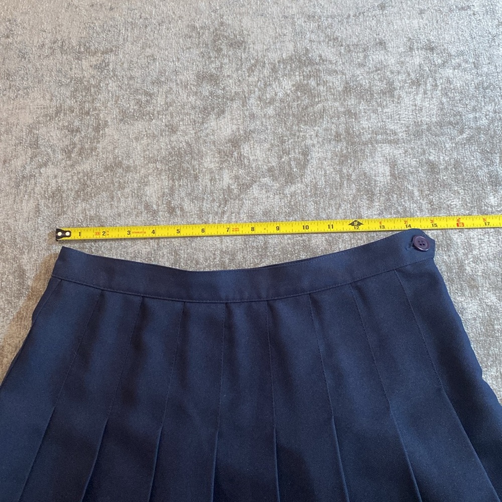 American Apparel size Large navy blue pleated skirt. {287} - Picture 3 of 11